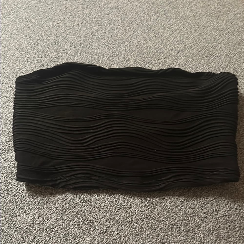 Black Strapless Ruched Top